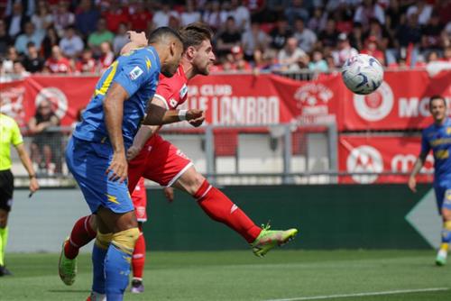 蒙扎 vs 弗罗西诺内