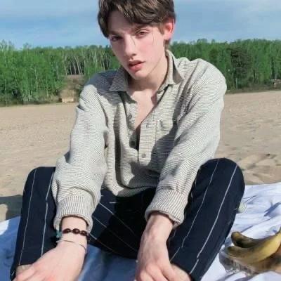 6686体育首席作者Alexander